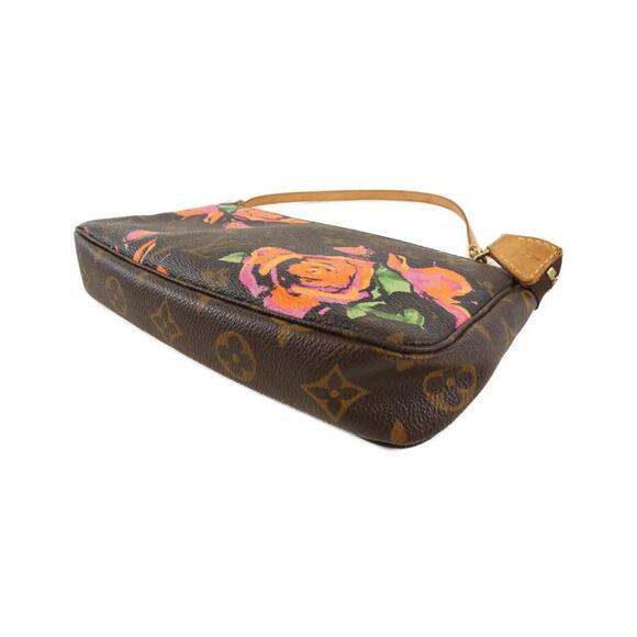 LOUIS VUITTON Gold Monogram Pouch - Picture 3 of 10